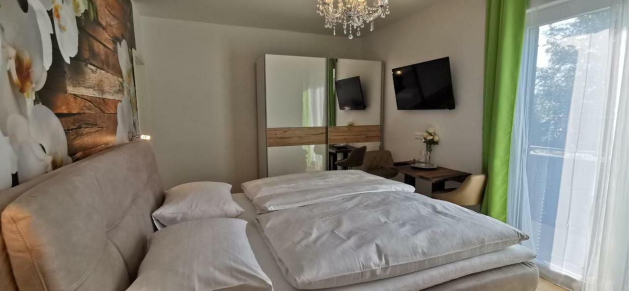Enjoyit Velden West Hotell Selpritsch Exteriör bild